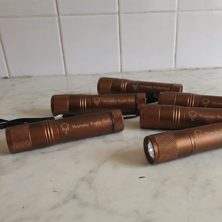 Long-Throw Flashlights